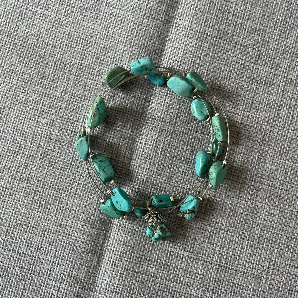 Boho Faux Turquoise Stone Multi-Strand Wire Bracelet Set with Charm